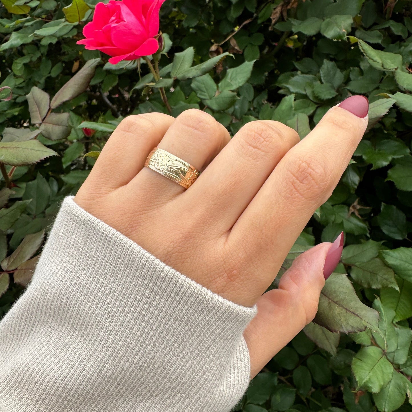 Vintage Floral Ring