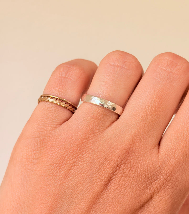 Remi Ring (Custom Engraving Ring)