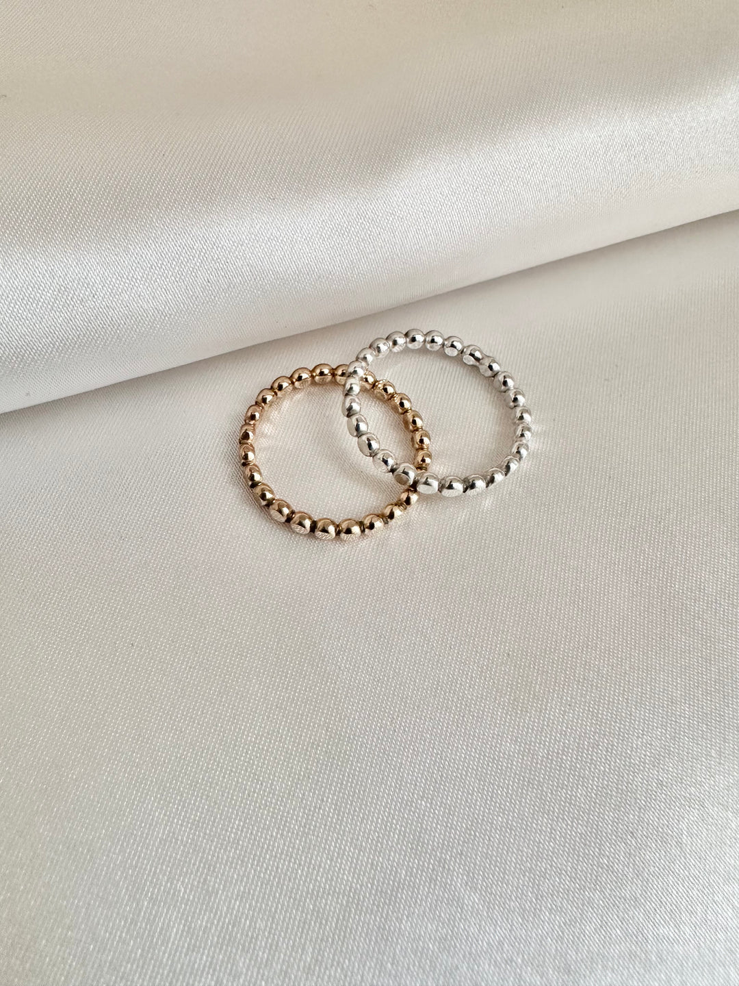 Flat Dot Ring