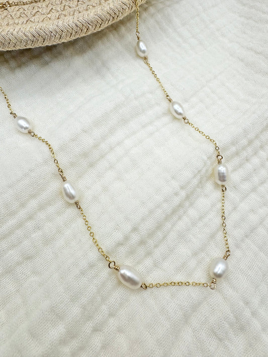 Oval Pearl Necklace