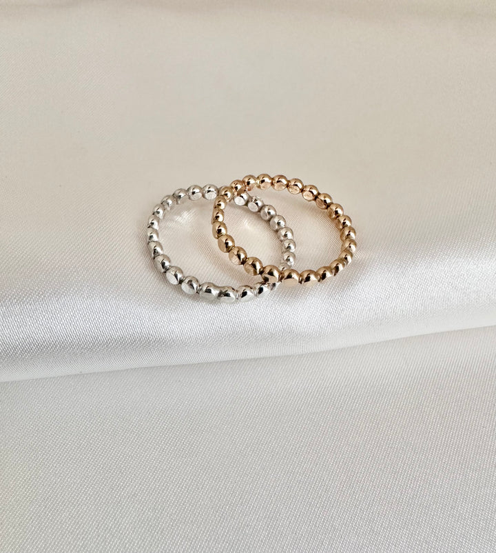 Flat Dot Ring